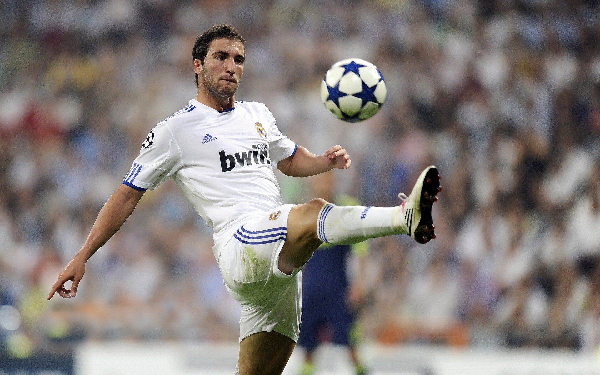 【马克·塞尔比】铁壁防守的秘密：为什么被对手难以破开？，马克·塞尔比的球风